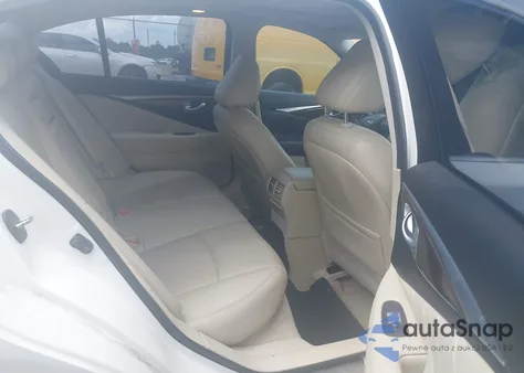 2015 Infiniti Q50 Premium из США, поврежденный, VIN JN1BV7AP8FM330939